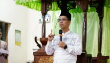 Safari Ramadan di Moro, Bupati Karimun Ajak Pemuda Bermental Global dan Paparkan Rencana Pembangunan Ikonik. FOTO: DISKOMINFO & PERSANDIAN KABUPATEN KARIMUN