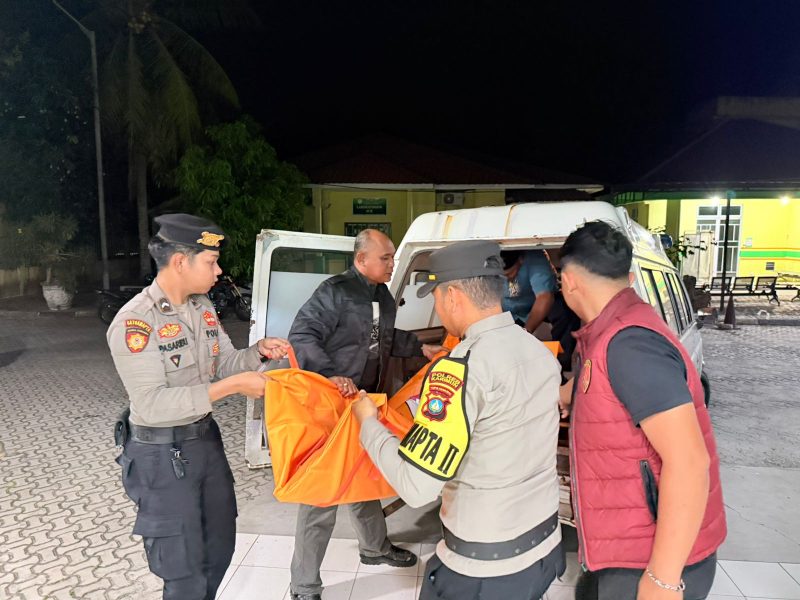 Mayat Pria Tanpa Identitas Ditemukan di Belakang Kedai Kopi di Karimun