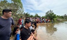 Anak 12 Tahun Tenggelam di Kolong Belakang Kantor Desa Gemuruh