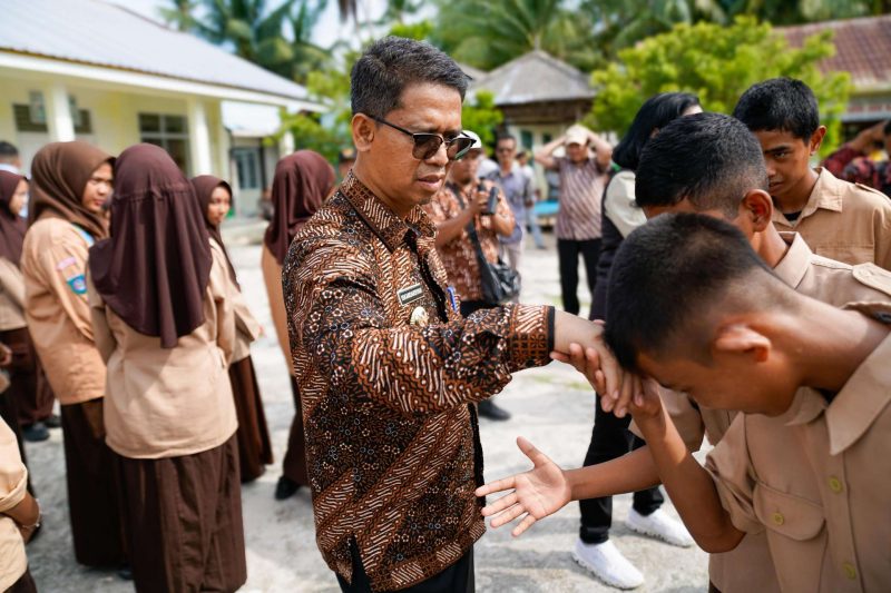 Bupati Karimun dan Komisi X DPR RI Perkuat Sinergi Pemerataan Pendidikan di Pulau Tulang