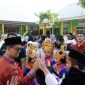 Bupati Karimun Iskandarsyah 
