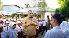 Wabup Karimun Tinjau Kesiapan TKA 2026 Berbasis CBT di SDN 001 Tebing