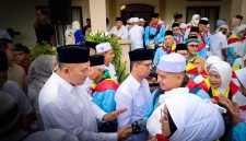 Bupati Karimun Lepas 120 Calon Jemaah Haji 2026, Titip Doa untuk Kesejahteraan Daerah