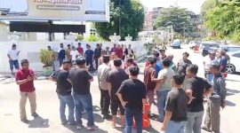 Persoalan Zonasi Jemput, Sopir Taksi Online dan Konvensional di Karimun Bersitegang