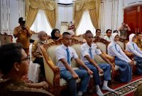 Bupati Karimun Lepas Calon Paskibraka ke Seleksi Provinsi dan Nasional