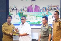 Bupati Karimun Dorong Penerbitan Special Pass bagi Pekerja Perbatasan dalam Pra SOSEK MALINDO 2026