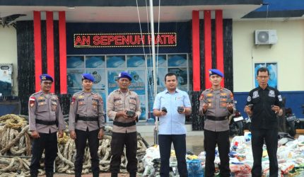 Satpolairud Polres Karimun Gagalkan Pengiriman 9,5 Ton Timah Ilegal, Dua Tersangka Diamankan