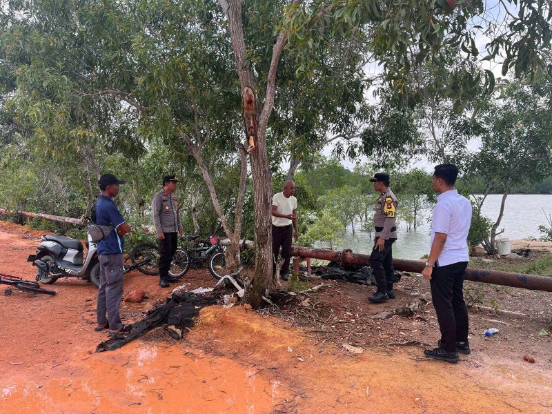 Polisi Ungkap Kronologi Dua Remaja Tersambar Petir di Karimun