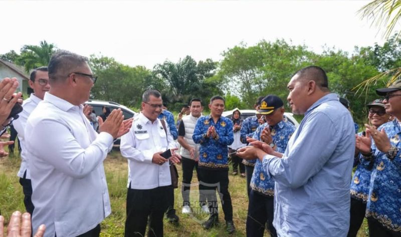 Wabup Karimun Dampingi Wagub Kepri Tinjau Lokasi Pembangunan Sekolah Rakyat di Kundur