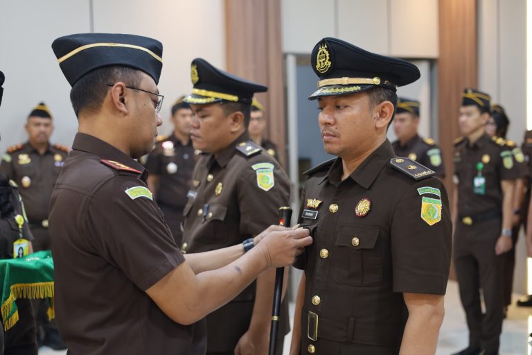 Dhonny Armandos Resmi Jabat Kasi Pidsus Kejari Karimun