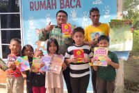 Alumni KKN UIN Suska Donasikan Buku dan Resmikan Rumah Baca Harmoni Literasi di Desa Pangke