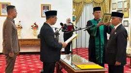 Bupati Iskandarsyah Resmi Lantik Dr Sularno sebagai Pj Sekda Karimun