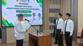 Lantik PAW BPD, Bupati Karimun Tekankan Penguatan Desa sebagai Kunci Pembangunan