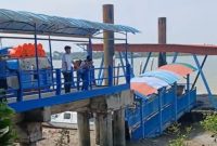 Jembatan Penghubung Dermaga A Pelabuhan Tanjung Batu Kundur Roboh, Aktivitas Penumpang Dialihkan