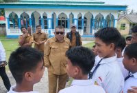 Wabup Karimun Tinjau Wilayah 3T, Percepat Perbaikan Sekolah hingga Siapkan Infrastruktur Jalan dan Jembatan