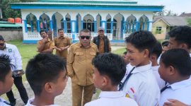 Wabup Karimun Tinjau Wilayah 3T, Percepat Perbaikan Sekolah hingga Siapkan Infrastruktur Jalan dan Jembatan