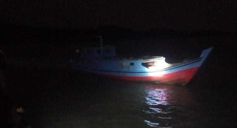 Diduga Terjatuh dari Kapal, Pria Asal Sanglar Hilang di Perairan Moro Karimun