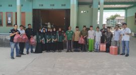 Rayakan HUT Ke-50 dengan Aksi Berbagi, PT Timah Bagikan Ratusan Paket Makanan untuk Santri di Bangka Selatan