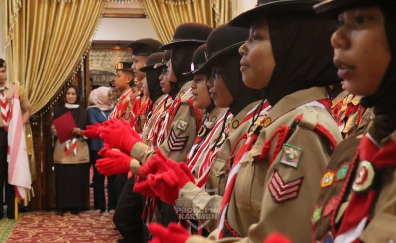 Wakil Bupati Karimun Lepas Kontingen Pramuka Menuju Jambore Nasional di Cibubur
