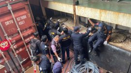 Bea Cukai Ungkap Modus Baru!!! 2,6 Ton Sabu Cair Disamarkan Bersama 1,57 Juta Batang Rokok Ilegal