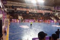 Salah satu pertandingan turnamen futsal pelajar AXIS Nation Cup 2026 di Batam.