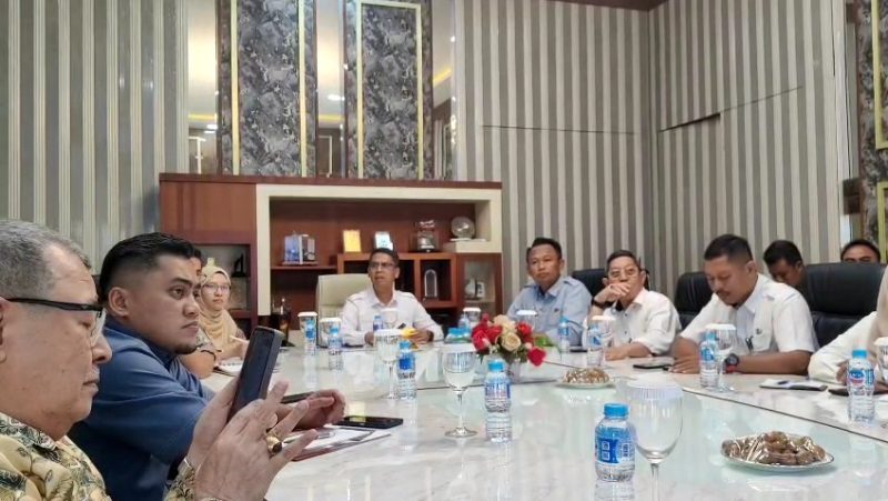 PMI Asal Karimun Bakal Dipermudah Bekerja Legal di Johor Bahru lewat Skema SBT