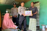Jumat Berkah, Polsek Kundur Salurkan Bantuan Kapolres Karimun kepada Warga Kurang Mampu