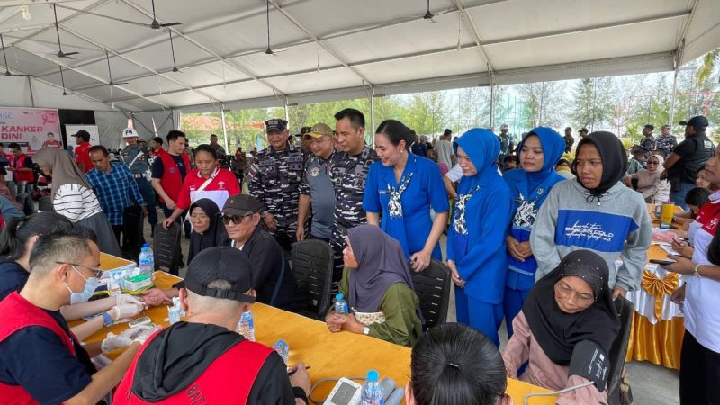 Lanal Karimun Gandeng CISC Batam dan INTI Gelar Bakti Sosial serta Kesehatan di Buru