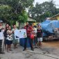 PT Karimun Granite Salurkan Air Bersih untuk Warga Teluk Setimbul yang Terdampak Kemarau