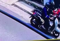 Dua Pemuda di Karimun Terekam CCTV Curi Tabung Gas Kosong