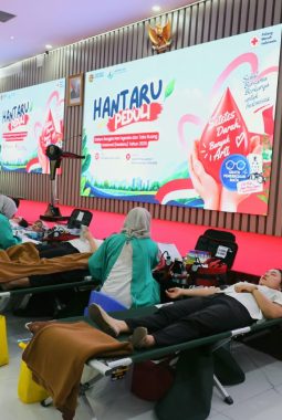 HANTARU ke-66, Kementerian ATR/BPN Gelar Donor Darah dan Pemeriksaan Mata Gratis