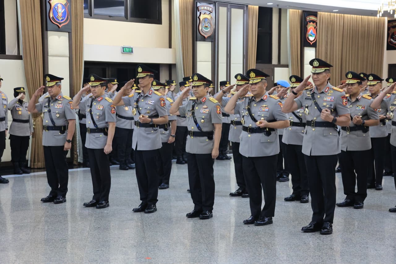 Polri Mutasi 88 Pati dan Pamen, 19 Kapolda Berganti Termasuk Kapolda Kepri