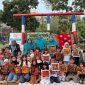 Komunitas Buka Buku Ajak Anak Membatik dan Membaca di Tepi Danau Karimun